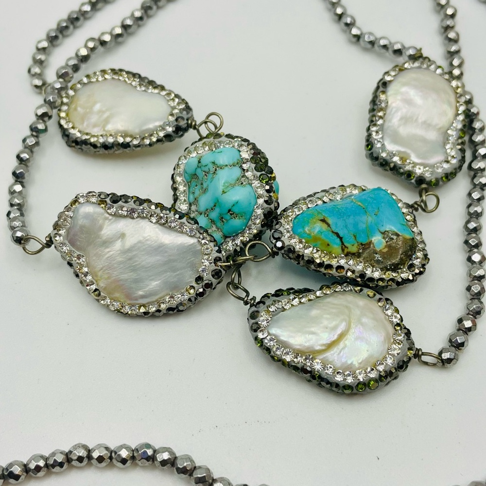 Freshwater Pearl & Howlite Beaded Statement Necklace - White & Blue. 40 inches - Picture 5 of 6